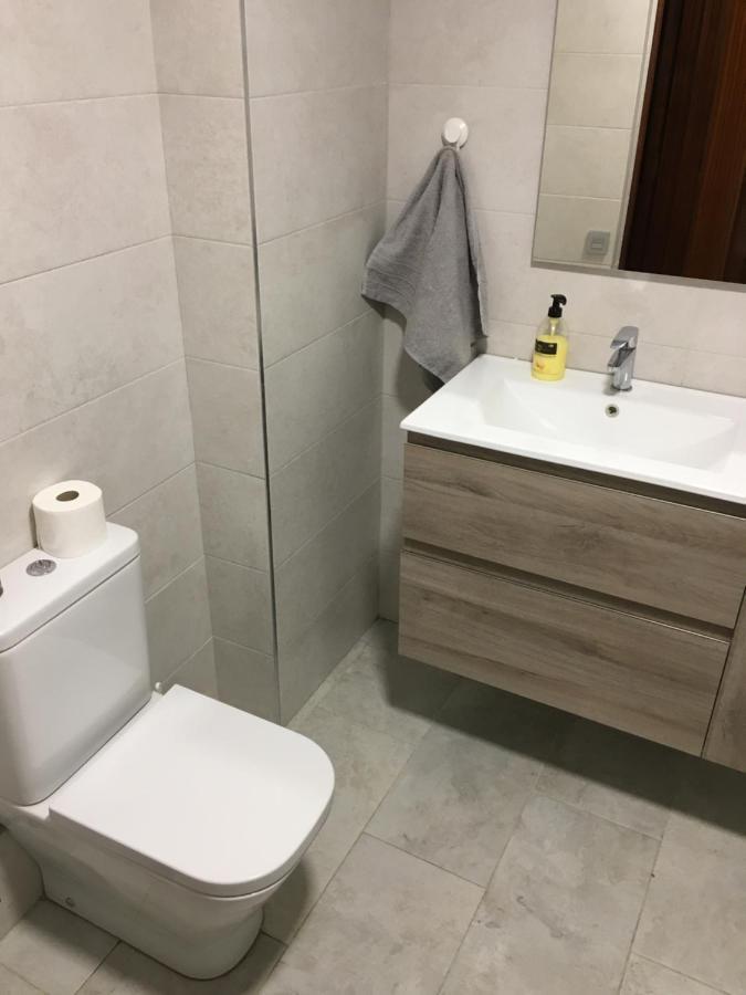 Apartament Piso Sencillo Y Acogedor Con Parking Gratuito Baranain Zewnętrze zdjęcie