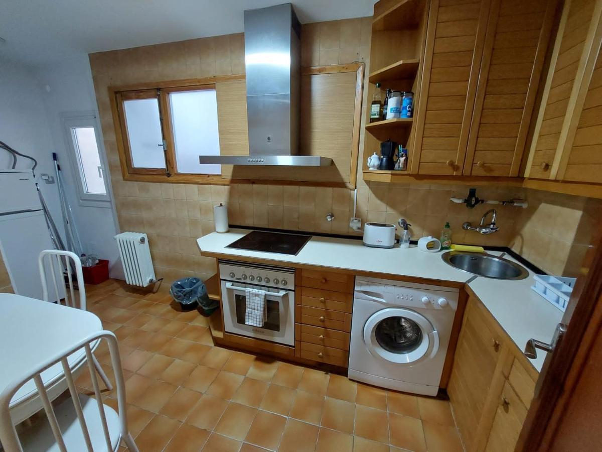 Apartament Piso Sencillo Y Acogedor Con Parking Gratuito Baranain Zewnętrze zdjęcie